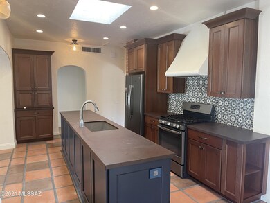 2109 E 5th St, Tucson, AZ 85719 - photo 4