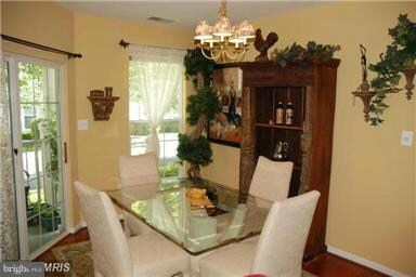 12708 Found Stone Rd unit 105, Germantown, MD 20876 - photo 7