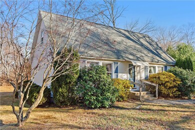 311 Snake Hill Rd, North Scituate, RI 02857 - photo 4