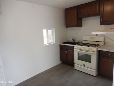 8316 Mercury St unit A, El Paso, TX 79904 - photo 3