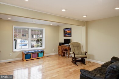 2300 Middle Creek Ln, Reston, VA 20191 - photo 4