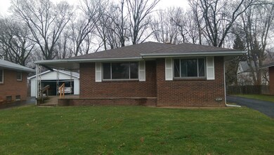 4064 Mayflower Blvd, Columbus, OH 43213 - photo 6