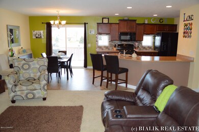 2c_845 Cobblestone Way-53