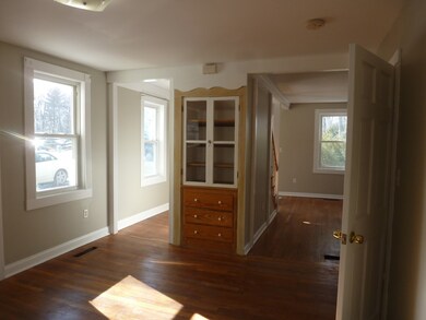 10 Pleasant St unit Front, Foxboro, MA 02035 - photo 4