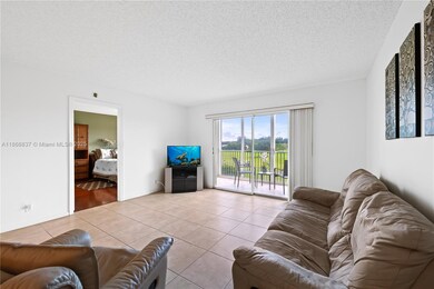 12701 SW 13th St unit F310, Pembroke Pines, FL 33027 - photo 6