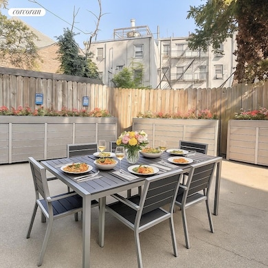 22 Cornelia St unit 7, New York, NY 10014 - photo 7