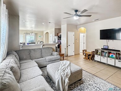 926 Jason St, Carlsbad, NM 88220 - photo 6