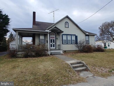 632 Wayne Ave, Chambersburg, PA 17201 - photo 2