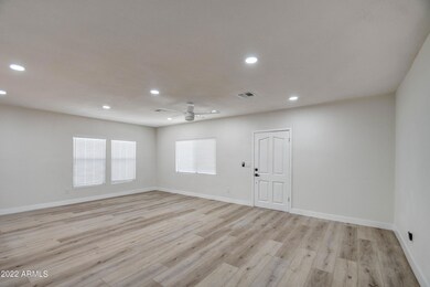 1620 N 25th Place, Phoenix, AZ 85008 - photo 5
