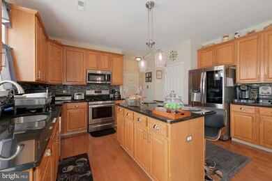 812 Spain Ct, Williamstown, NJ 08094 - photo 5