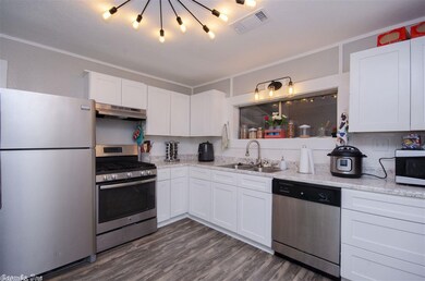 2211 Arkansas Ave, Conway, AR 72034 - photo 5