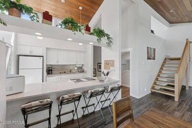 4_Kitchen_1800x1200_4256036