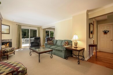 010-Living_Room-4466670-large