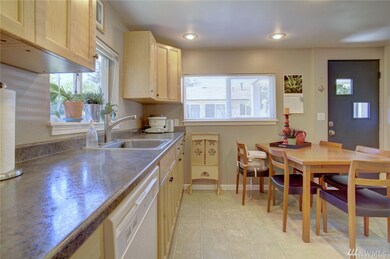 8718 220th St SW, Edmonds, WA 98026 - photo 5