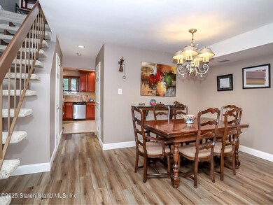 32 Sutton Place unit 144, Staten Island, NY 10312 - photo 6