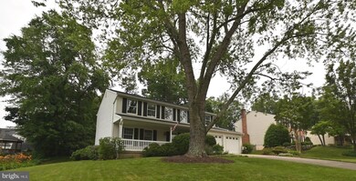 9815 Summerday Dr, Burke, VA 22015 - photo 2