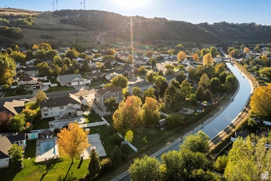 2002 Deer Run Dr, Ogden, UT 84405 - photo 5