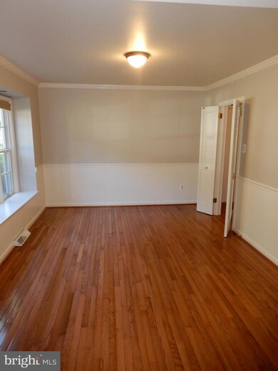 5015 Mignonette Ct, Annandale, VA 22003 - photo 3