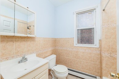 159 Bidwell Ave, Jersey City, NJ 07305 - photo 6