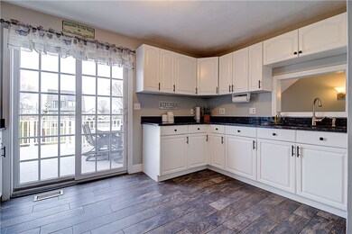 218 Franklin St, Warren, RI 02885 - photo 5