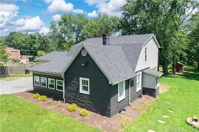 3903 Rainbow Dr, New Albany, IN 47150 - photo 2