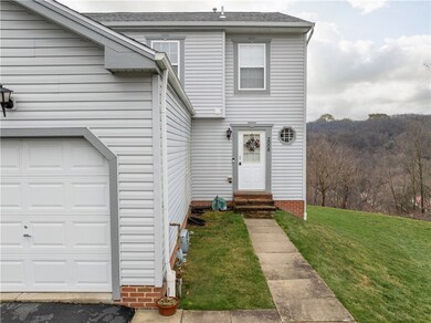 Great End Unit with newer roof.