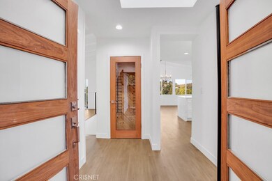 4568 Saltillo St, Woodland Hills, CA 91364 - photo 5