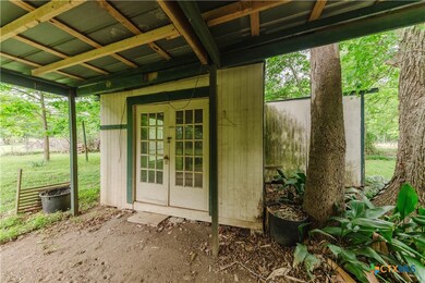 262 Highway 95 S unit A, Smithville, TX 78957 - photo 5