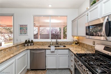 2652 Pine Run Rd, Las Vegas, NV 89135 - photo 2