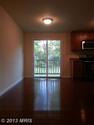 2705 Country Club Rd, Hyattsville, MD 20785 - photo 3