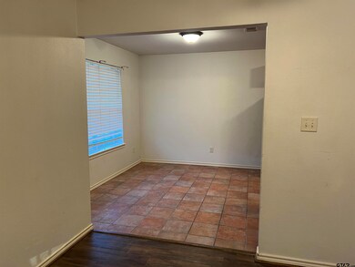 912A Sycamore St, Mineola, TX 75773 - photo 6