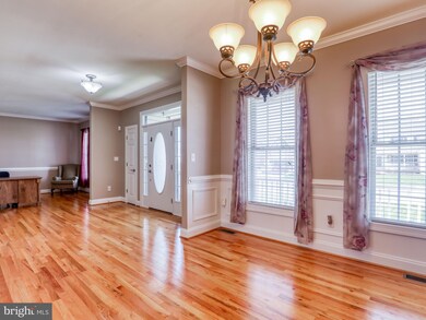 211 Wayfaring Dr, Winchester, VA 22602 - photo 6