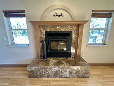 16531 Friar Rd, Weed, CA 96094 - photo 7