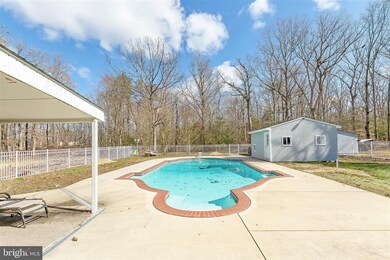 9602 Charles Ct, La Plata, MD 20646 - photo 7