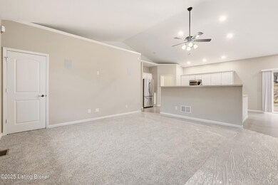 9101 Mitchell Ln, Louisville, KY 40272 - photo 4