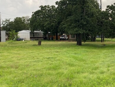 406 Fordtrant, Ellinger, TX 78938 - photo 4