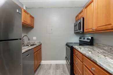 575 Broad St unit 102, East Weymouth, MA 02189 - photo 2