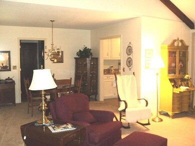Edward Living Dining