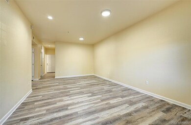 855 S Kalispell Cir unit 101, Aurora, CO 80017 - photo 2