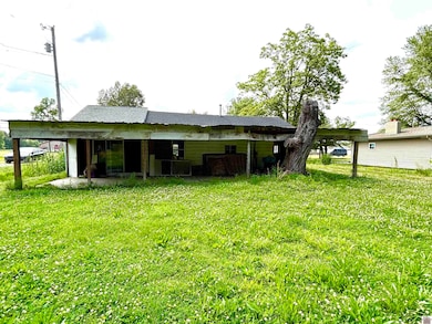Back of 2130 Husband Rd