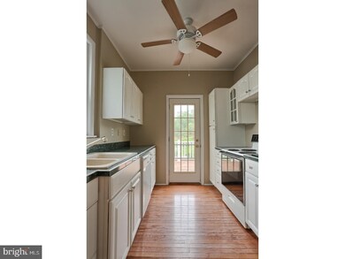 214 W Tammany St, Orwigsburg, PA 17961 - photo 6