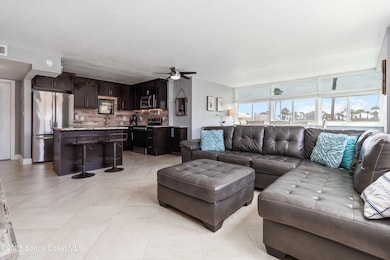 Living Room/Kitchen