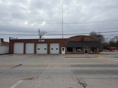 506 E Main St, Mishicot, WI 54228 - photo 2