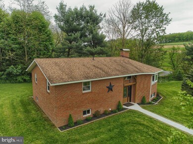 419 Farview Rd, Hamburg, PA 19526 - photo 2