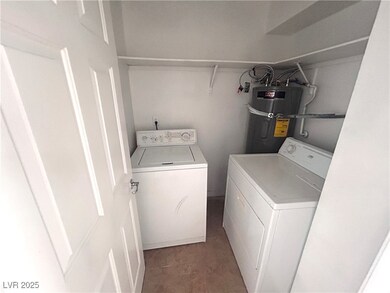 6979 Issac Ave unit 4, Las Vegas, NV 89156 - photo 6