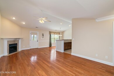 5914 Pebble Run Way-6