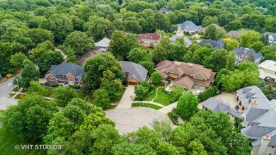 904 Julian Ct, Naperville, IL 60540 - photo 2