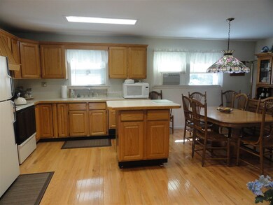 493 N Shore Rd, Spofford, NH 03462 - photo 2