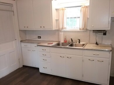 3338 Petzinger Kitchen 10-31-21 2
