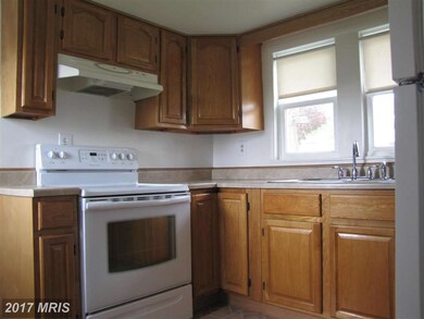 43 Somerville Ave, Cumberland, MD 21502 - photo 4